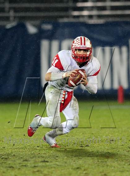 Thumbnail 1 in Norwich Free Academy vs. Xavier (CIAC Class LL Final) photogallery.