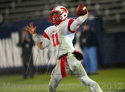 Thumbnail 3 in Norwich Free Academy vs. Xavier (CIAC Class LL Final) photogallery.