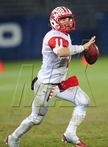 Thumbnail 1 in Norwich Free Academy vs. Xavier (CIAC Class LL Final) photogallery.