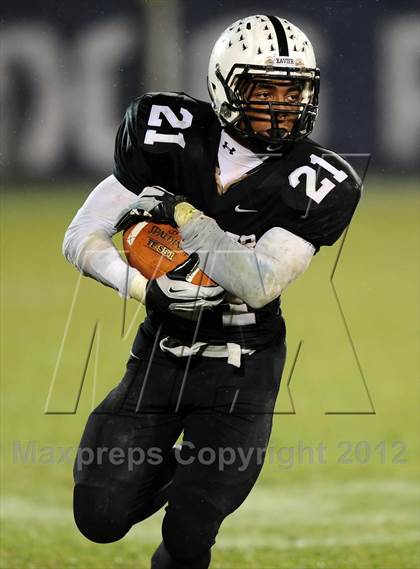 Thumbnail 1 in Norwich Free Academy vs. Xavier (CIAC Class LL Final) photogallery.