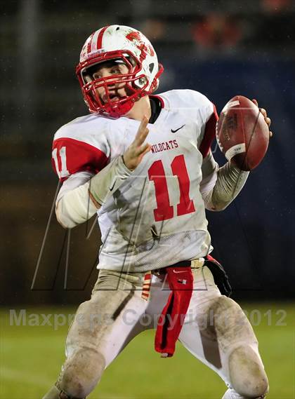 Thumbnail 3 in Norwich Free Academy vs. Xavier (CIAC Class LL Final) photogallery.