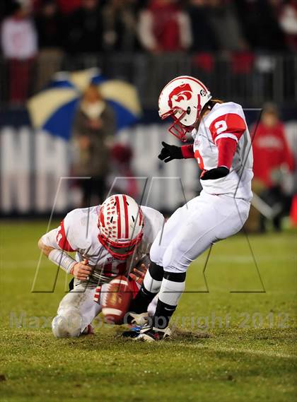 Thumbnail 1 in Norwich Free Academy vs. Xavier (CIAC Class LL Final) photogallery.