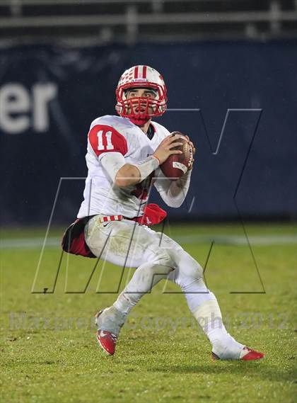 Thumbnail 3 in Norwich Free Academy vs. Xavier (CIAC Class LL Final) photogallery.