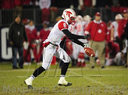 Thumbnail 2 in Norwich Free Academy vs. Xavier (CIAC Class LL Final) photogallery.