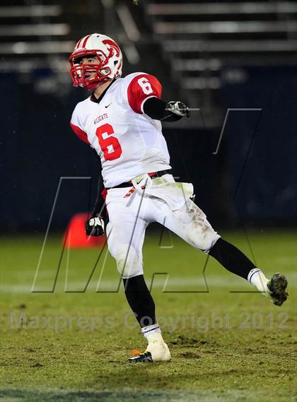 Thumbnail 1 in Norwich Free Academy vs. Xavier (CIAC Class LL Final) photogallery.