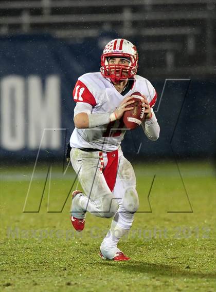 Thumbnail 2 in Norwich Free Academy vs. Xavier (CIAC Class LL Final) photogallery.
