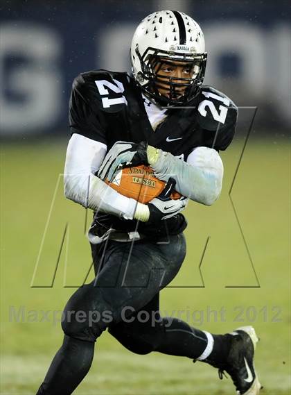 Thumbnail 3 in Norwich Free Academy vs. Xavier (CIAC Class LL Final) photogallery.