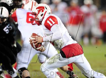 Thumbnail 3 in Norwich Free Academy vs. Xavier (CIAC Class LL Final) photogallery.
