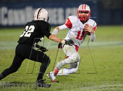 Thumbnail 3 in Norwich Free Academy vs. Xavier (CIAC Class LL Final) photogallery.