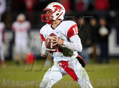 Thumbnail 2 in Norwich Free Academy vs. Xavier (CIAC Class LL Final) photogallery.