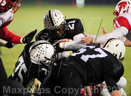 Thumbnail 2 in Norwich Free Academy vs. Xavier (CIAC Class LL Final) photogallery.