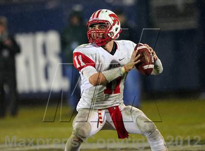 Thumbnail 3 in Norwich Free Academy vs. Xavier (CIAC Class LL Final) photogallery.
