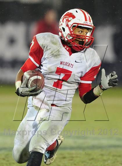 Thumbnail 3 in Norwich Free Academy vs. Xavier (CIAC Class LL Final) photogallery.