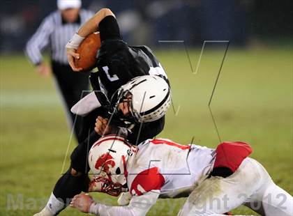Thumbnail 3 in Norwich Free Academy vs. Xavier (CIAC Class LL Final) photogallery.