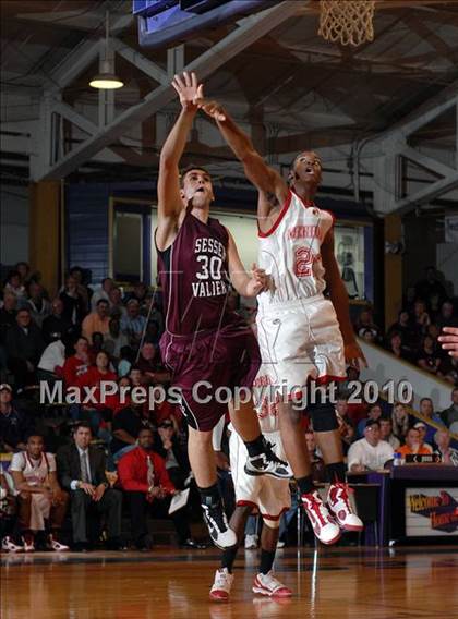 Thumbnail 3 in Meridian vs. Sesser-Valier (IHSA Class 1A Sectional Championship) photogallery.