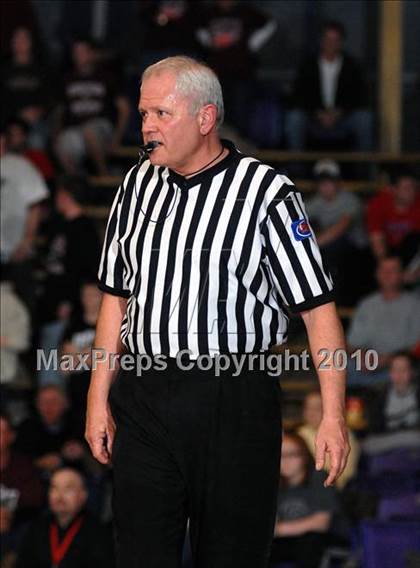 Thumbnail 3 in Meridian vs. Sesser-Valier (IHSA Class 1A Sectional Championship) photogallery.