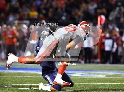Thumbnail 3 in St. John Bosco vs. Mater Dei (CIF SS DIV 1 Final) photogallery.