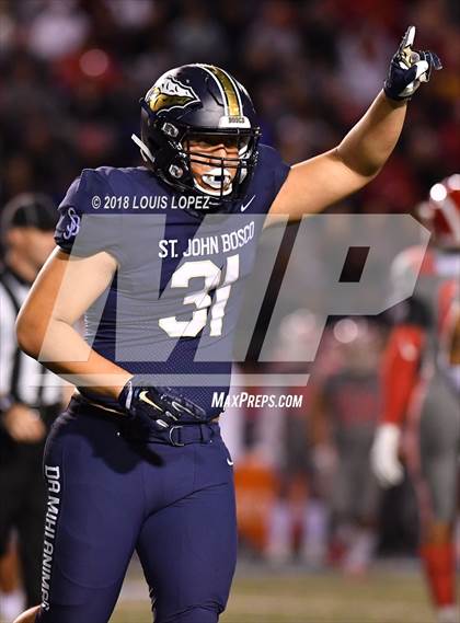 Thumbnail 3 in St. John Bosco vs. Mater Dei (CIF SS DIV 1 Final) photogallery.