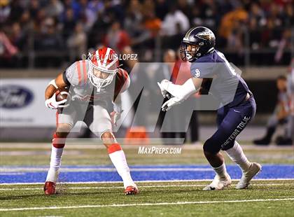 Thumbnail 3 in St. John Bosco vs. Mater Dei (CIF SS DIV 1 Final) photogallery.