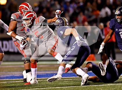 Thumbnail 3 in St. John Bosco vs. Mater Dei (CIF SS DIV 1 Final) photogallery.