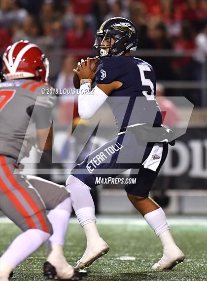 Thumbnail 1 in St. John Bosco vs. Mater Dei (CIF SS DIV 1 Final) photogallery.