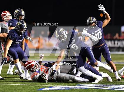 Thumbnail 1 in St. John Bosco vs. Mater Dei (CIF SS DIV 1 Final) photogallery.