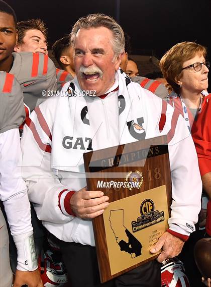 Thumbnail 3 in St. John Bosco vs. Mater Dei (CIF SS DIV 1 Final) photogallery.