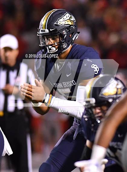 Thumbnail 3 in St. John Bosco vs. Mater Dei (CIF SS DIV 1 Final) photogallery.