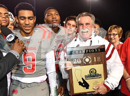 Thumbnail 3 in St. John Bosco vs. Mater Dei (CIF SS DIV 1 Final) photogallery.