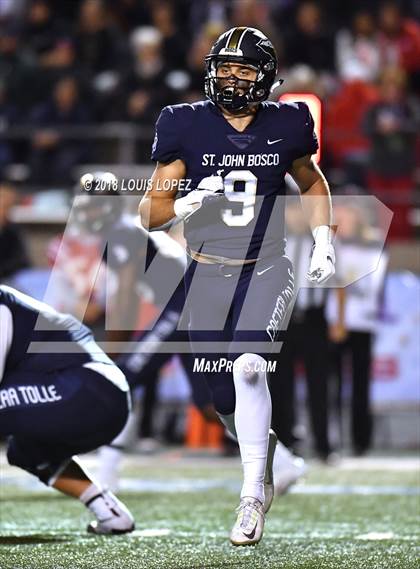 Thumbnail 2 in St. John Bosco vs. Mater Dei (CIF SS DIV 1 Final) photogallery.
