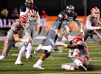 Thumbnail 3 in St. John Bosco vs. Mater Dei (CIF SS DIV 1 Final) photogallery.