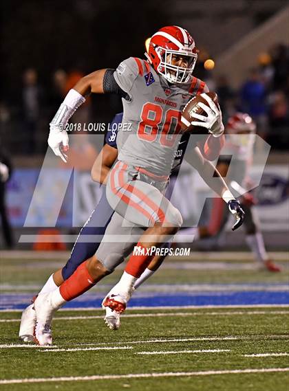 Thumbnail 2 in St. John Bosco vs. Mater Dei (CIF SS DIV 1 Final) photogallery.