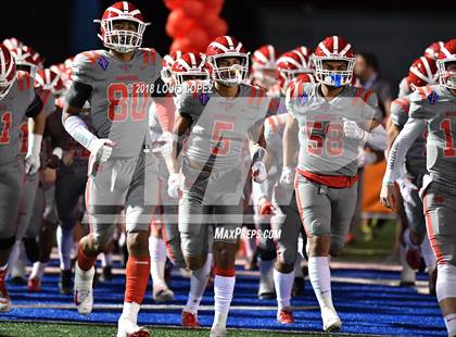 Thumbnail 3 in St. John Bosco vs. Mater Dei (CIF SS DIV 1 Final) photogallery.