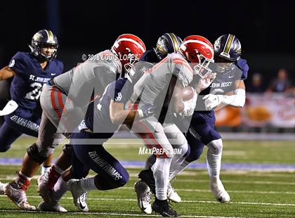 Thumbnail 1 in St. John Bosco vs. Mater Dei (CIF SS DIV 1 Final) photogallery.