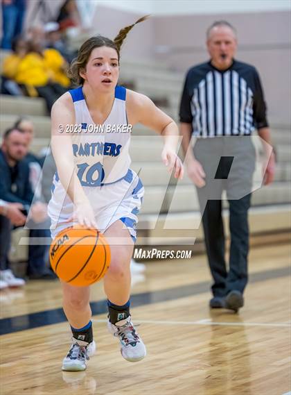 Thumbnail 1 in Round Mountain vs. Pahranagat Valley (NIAA 1A Central League Finals) photogallery.