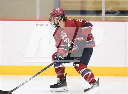 Thumbnail 2 in Loomis Chaffee vs. Avon Old Farms (Avon Jamboree) photogallery.