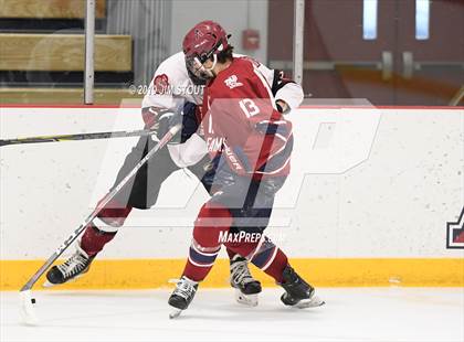 Thumbnail 2 in Loomis Chaffee vs. Avon Old Farms (Avon Jamboree) photogallery.