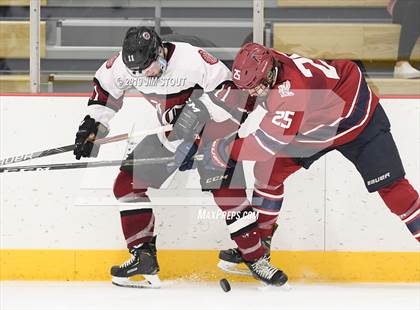 Thumbnail 2 in Loomis Chaffee vs. Avon Old Farms (Avon Jamboree) photogallery.