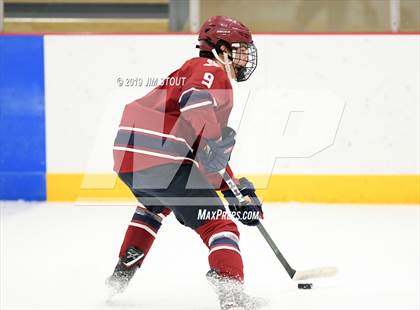 Thumbnail 3 in Loomis Chaffee vs. Avon Old Farms (Avon Jamboree) photogallery.