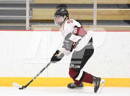Thumbnail 3 in Loomis Chaffee vs. Avon Old Farms (Avon Jamboree) photogallery.