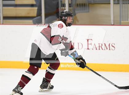 Thumbnail 2 in Loomis Chaffee vs. Avon Old Farms (Avon Jamboree) photogallery.