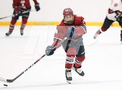 Thumbnail 3 in Loomis Chaffee vs. Avon Old Farms (Avon Jamboree) photogallery.