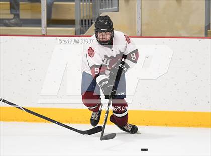Thumbnail 2 in Loomis Chaffee vs. Avon Old Farms (Avon Jamboree) photogallery.