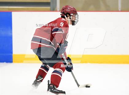 Thumbnail 2 in Loomis Chaffee vs. Avon Old Farms (Avon Jamboree) photogallery.