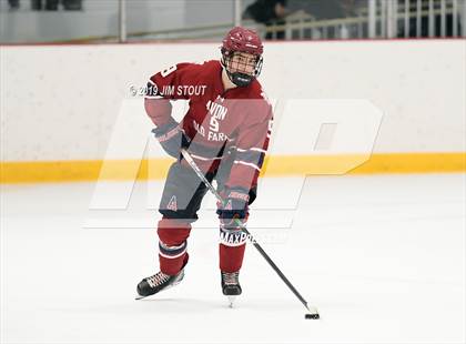 Thumbnail 3 in Loomis Chaffee vs. Avon Old Farms (Avon Jamboree) photogallery.