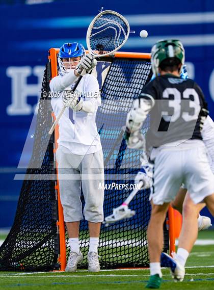 Thumbnail 2 in St. Xavier vs. Mason (OHSAA Division 1 Region 4 Regional Final) photogallery.