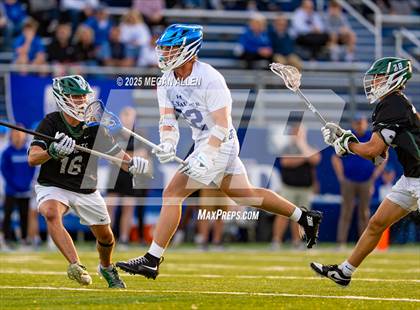 Thumbnail 2 in St. Xavier vs. Mason (OHSAA Division 1 Region 4 Regional Final) photogallery.