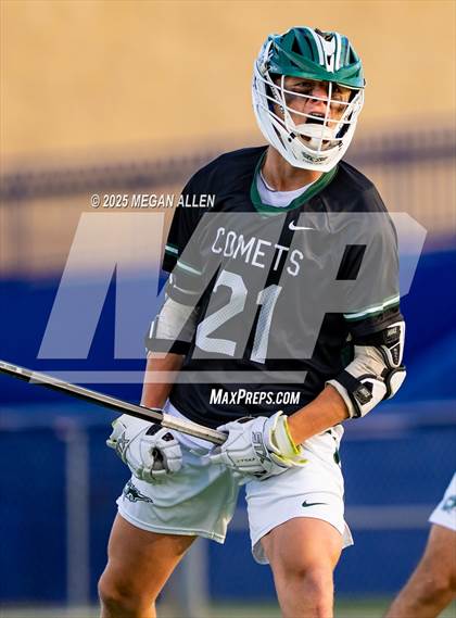 Thumbnail 1 in St. Xavier vs. Mason (OHSAA Division 1 Region 4 Regional Final) photogallery.