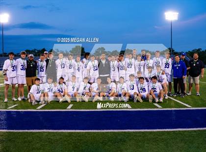 Thumbnail 3 in St. Xavier vs. Mason (OHSAA Division 1 Region 4 Regional Final) photogallery.