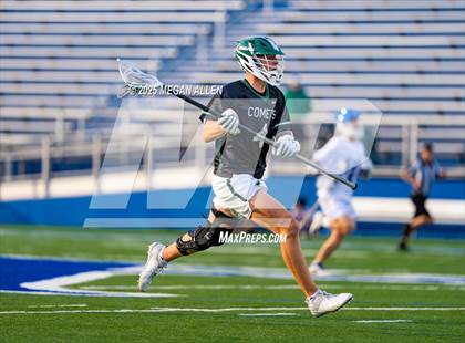 Thumbnail 3 in St. Xavier vs. Mason (OHSAA Division 1 Region 4 Regional Final) photogallery.